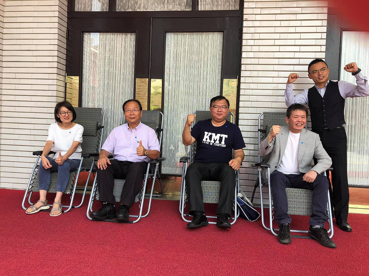 備戰立法院新會期，國民黨團立委從16日中午就開始排班守議場。 圖：擷取自洪孟楷臉書
