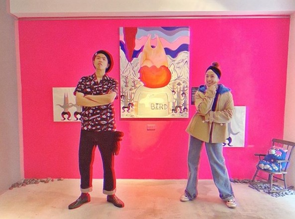 鬼鬼(右)在娛樂圈與小鬼黃鴻升(左)以兄妹相稱。 圖：翻攝Instagram
