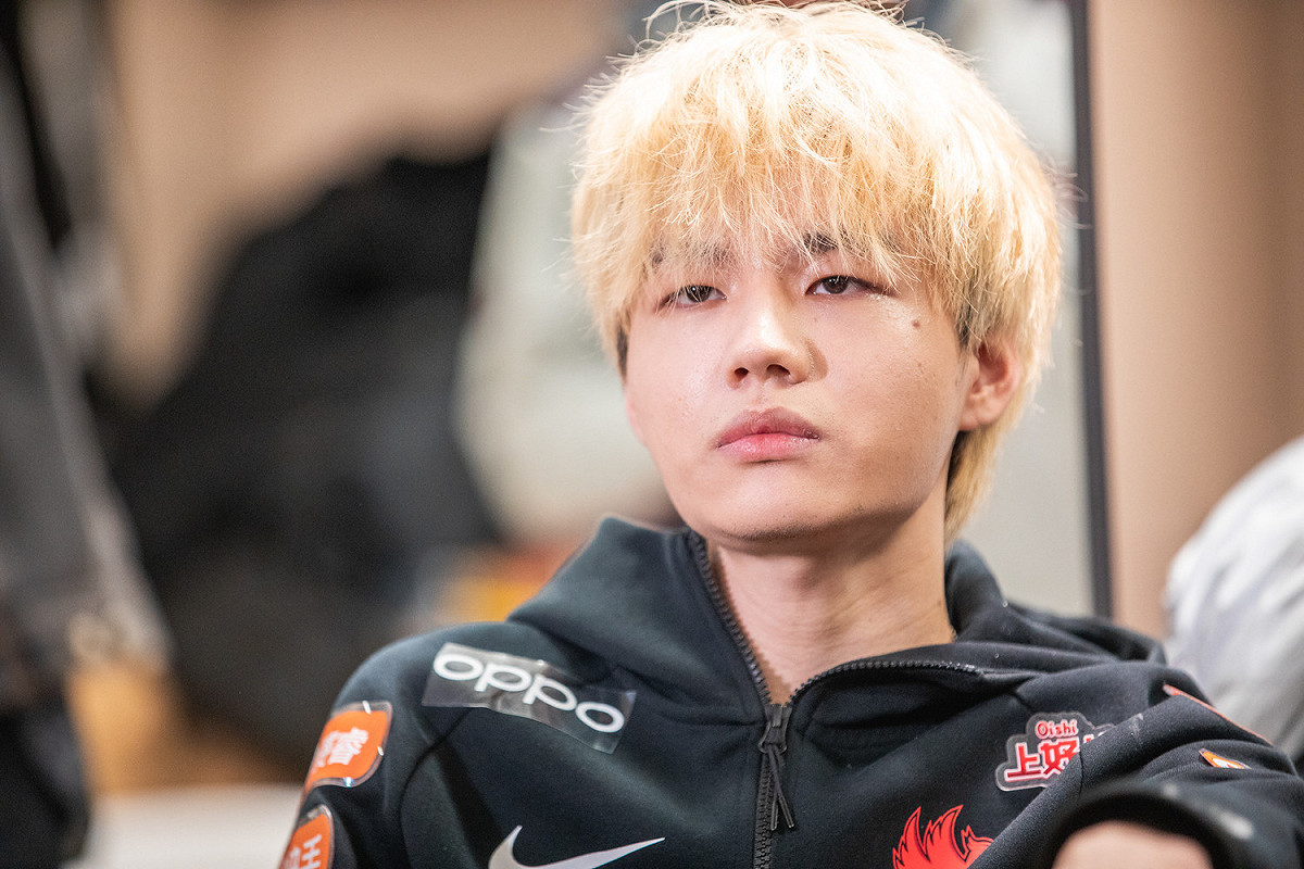 FPX輔助選手Crisp連私下出去玩都無法安寧。 圖：翻攝自LoL eSports Photo flickr