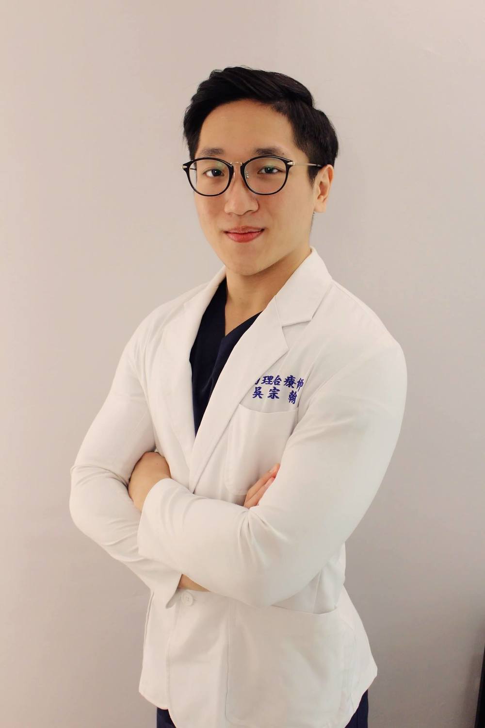 Hunter 物理治療師：熱愛運動，常於Youtube分享運動與物理復健專業，頻道訂閱數約4萬。 圖：取自Hunter 物理治療師粉絲專頁