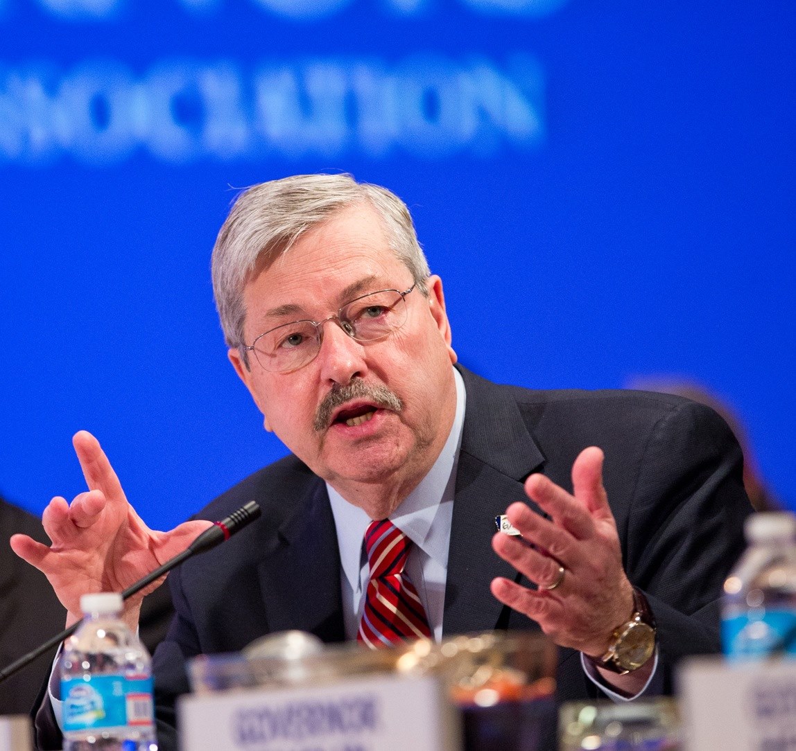 美國駐中國大使布蘭斯塔德無預警宣布提早離任。 圖：翻攝自Terry Branstad 臉書