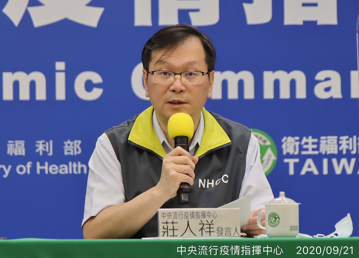 中央流行疫情指揮中心發言人莊人祥。 圖：中央流行疫情指揮中心/提供