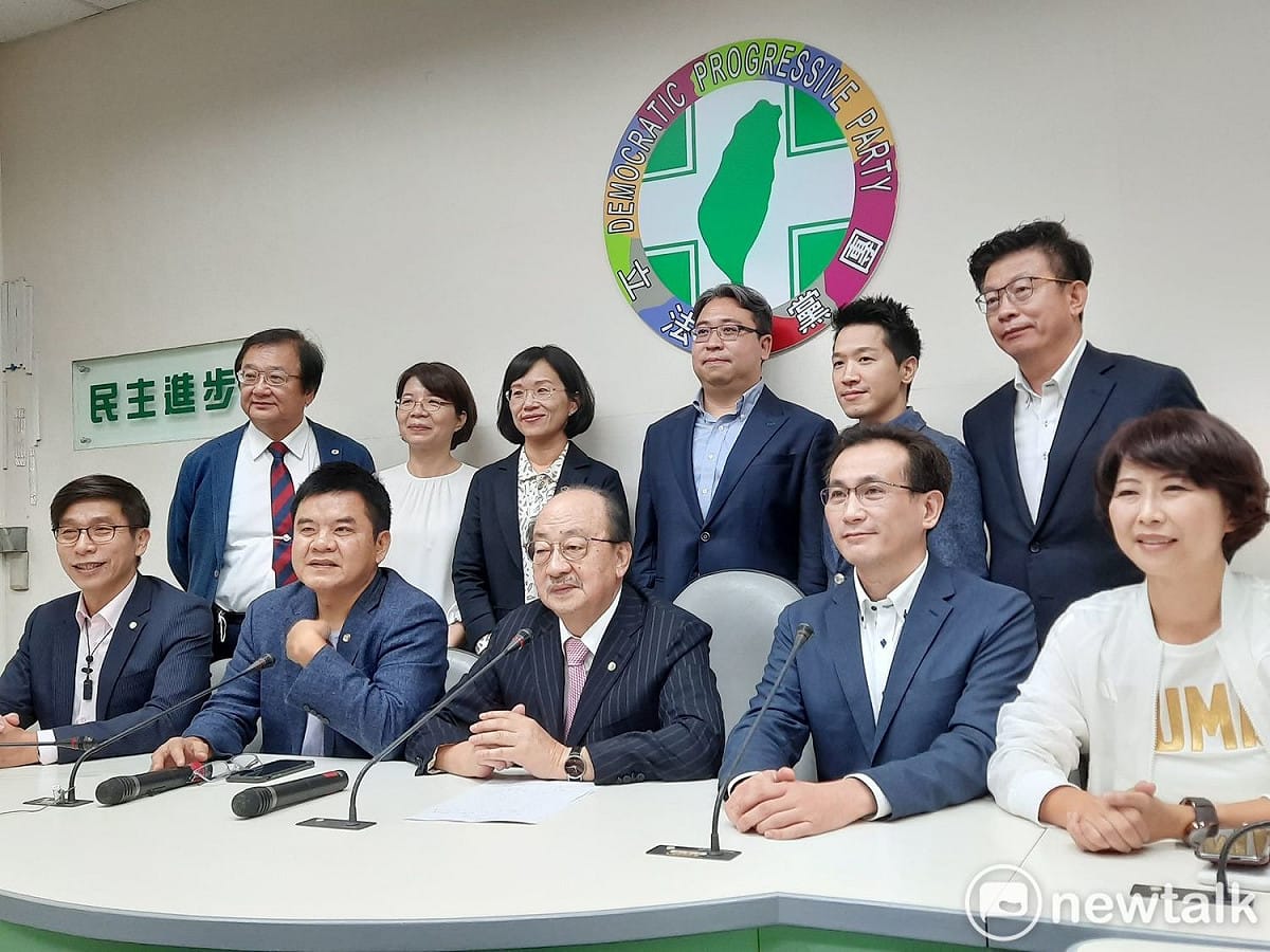 柯建銘呼籲朝野立委共同面臨新處境。 圖：陳佩君／攝