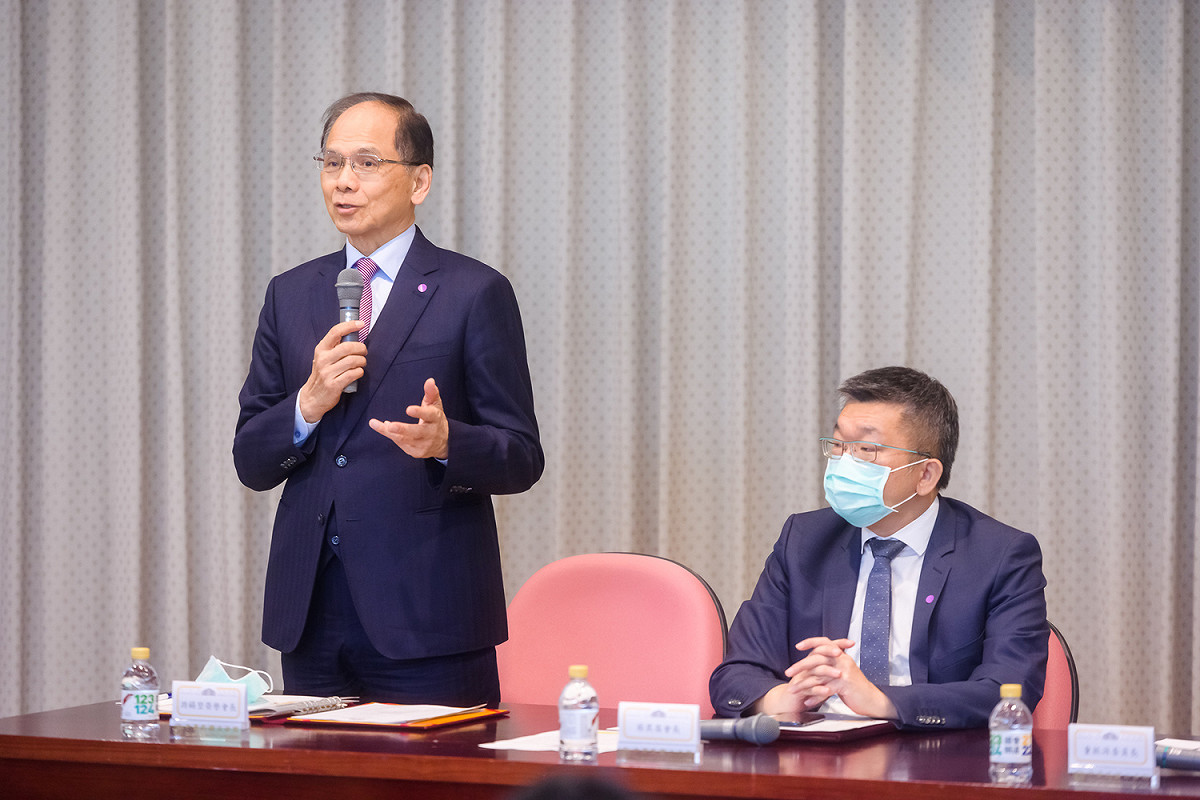 世界台商之友會，由立法院院長游錫堃擔任榮譽會長(左)、副院長蔡其昌擔任會長(右)。 圖：游錫堃辦公室／提供