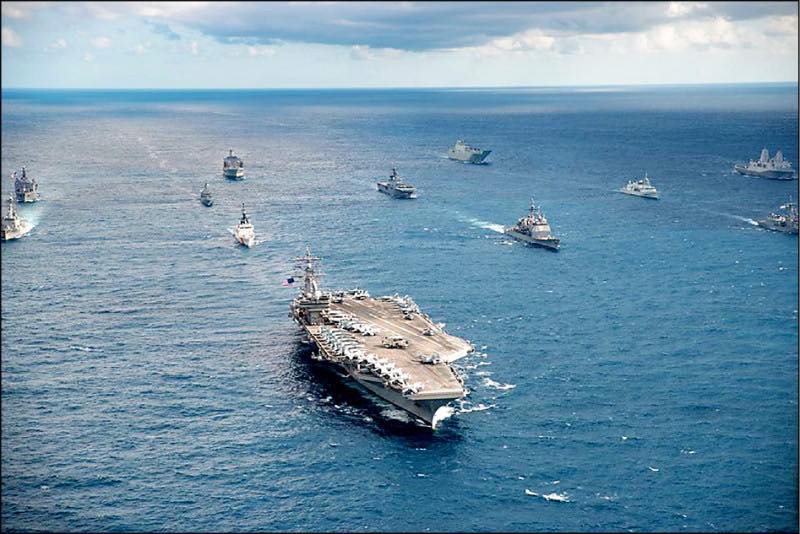 王定宇臉書放上尼米茲艦 圖:擷取自臉書