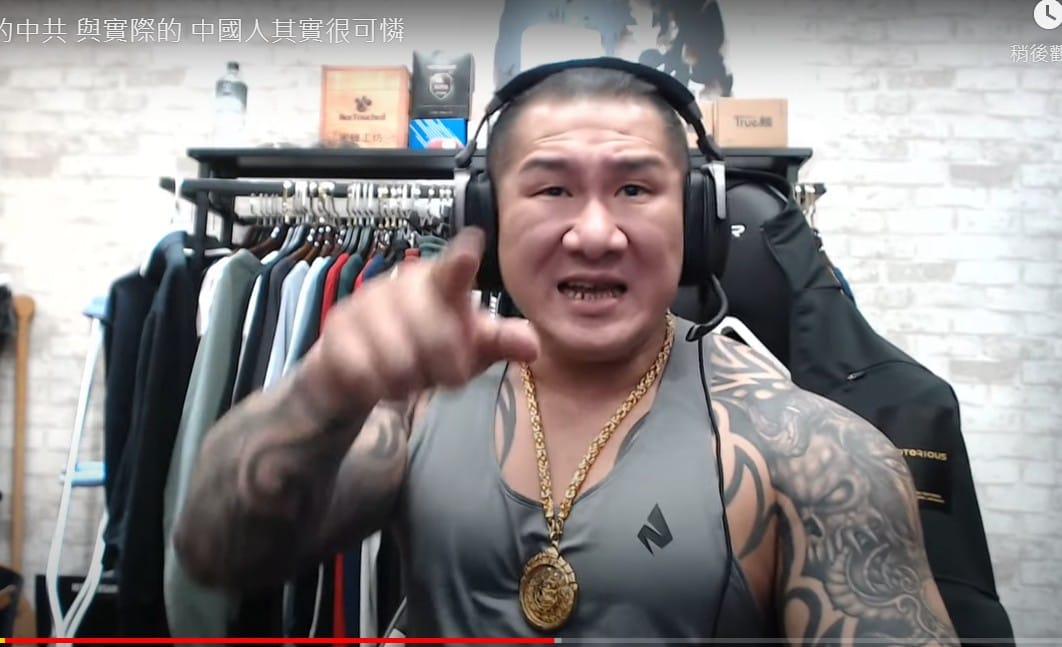 網紅館長陳之漢霸氣開嗆楊志良，讓網友們大讚。 圖：翻攝YouTube館長成吉思汗