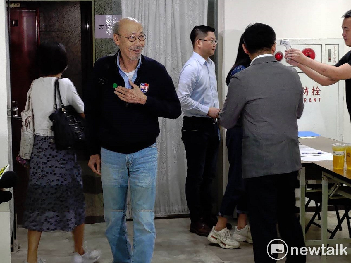 老牌藝人馮淬帆現身國民黨舉辦的國際民主沙龍演講。 圖：黃建豪/攝