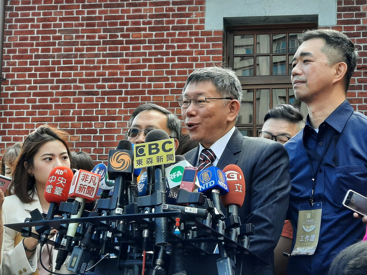 柯文哲回應媒體詢問，稱與蔡英文沒仇。 圖：陳佩君/攝