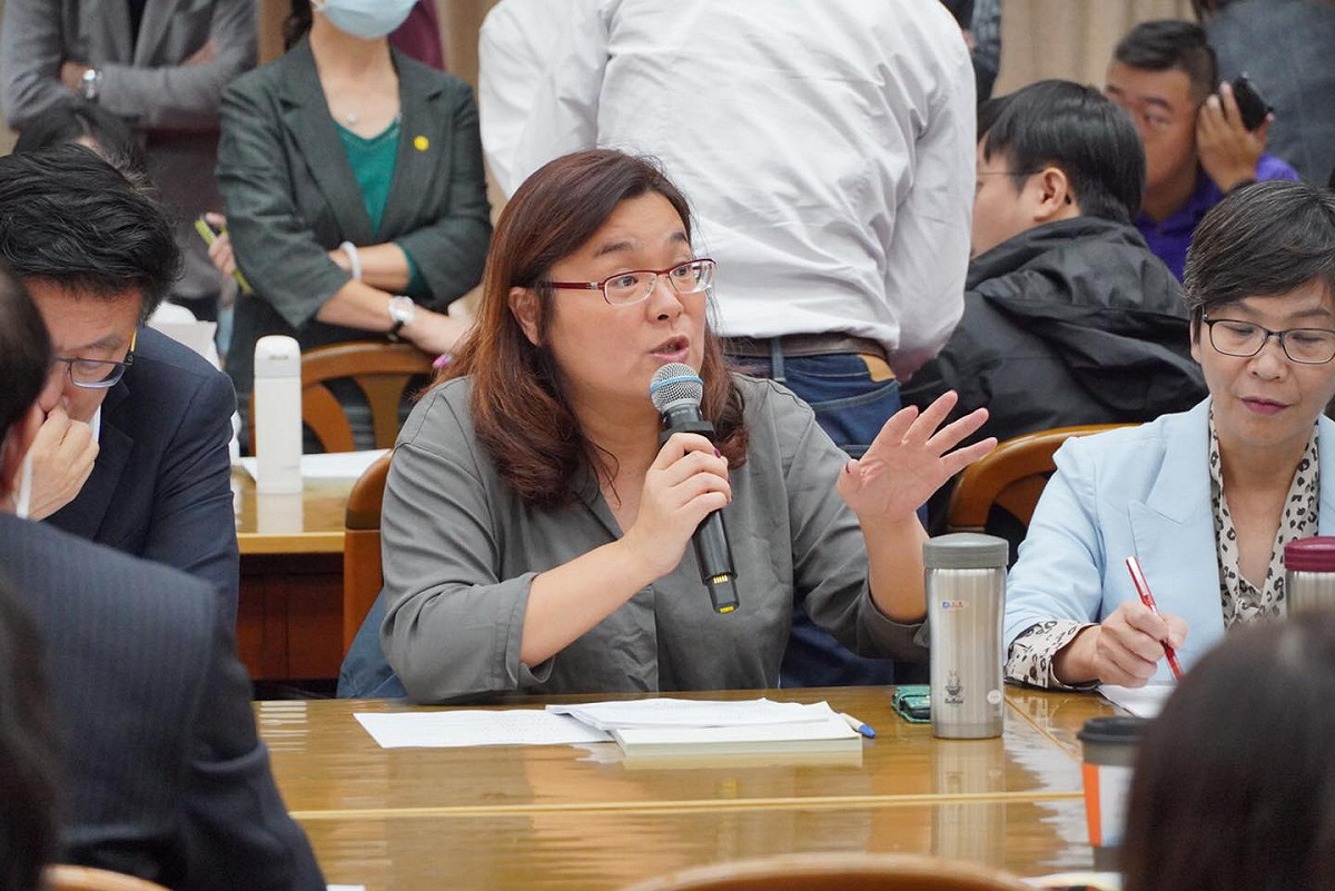 國民黨金門立委陳玉珍在臉書發文喊話修兩岸人民條例。 圖：翻攝自陳玉珍臉書