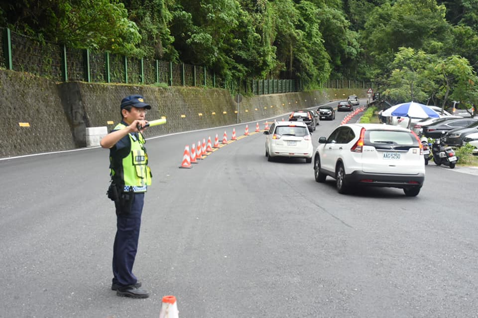 蘇花路廊出現北返車潮，交通大致順暢。 圖：翻攝自花蓮縣警察局新城分局臉書（資料照片）