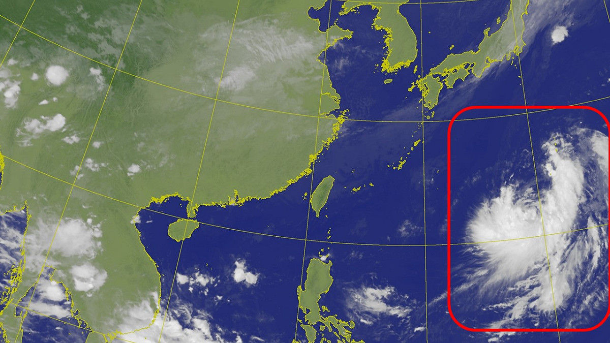 氣象局今天早上8點發布，位於日本東方海面(紅框框)的熱帶性低氣壓，已生成今年第14號颱風昌鴻。 圖：中央氣象局/提供