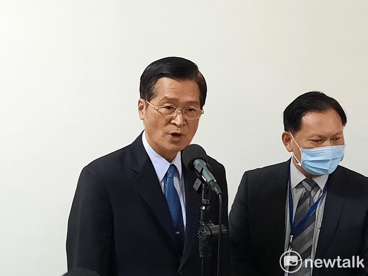 針對爆料，嚴德發受訪時說，已成立專案小組調查。 圖：陳佩君/攝