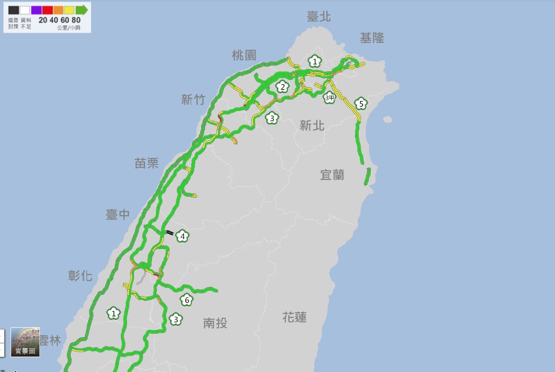 根據高公局即時路況資訊顯示，國慶連假首日多個路段塞爆。 圖/高公局