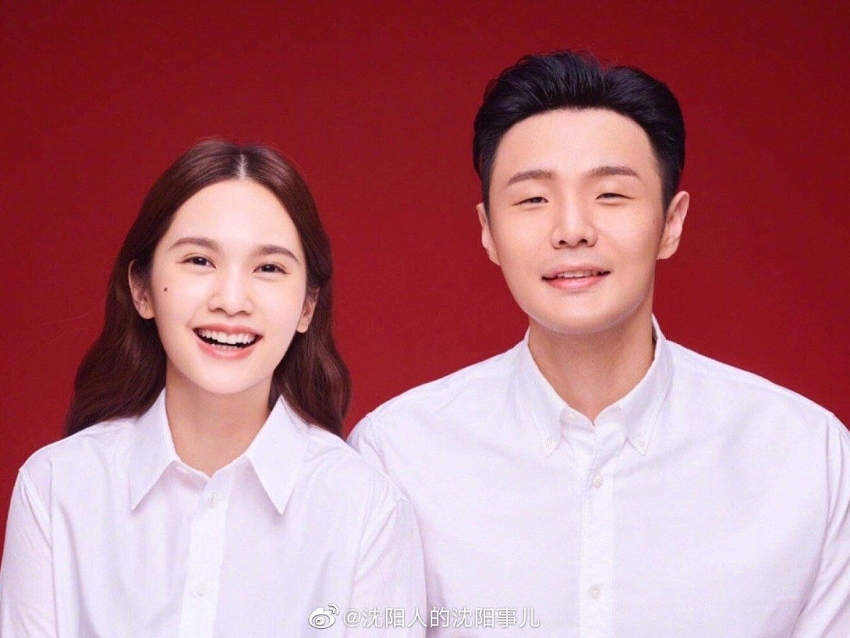 藝人楊丞琳(左)去年(2019)與中國歌手李榮浩(右)登記結婚。 圖：翻攝微博