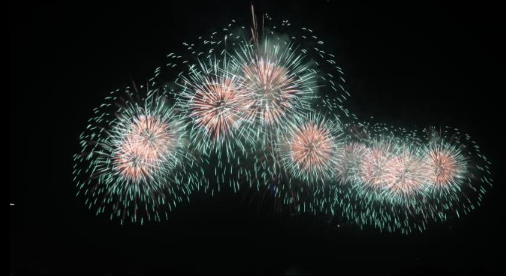 今晚(10日)8時將在台南施放國慶煙火。圖為9月26日的煙火試放照。 圖 : 翻攝自台南國慶焰火網頁(https://20201010.tainan.gov.tw/)