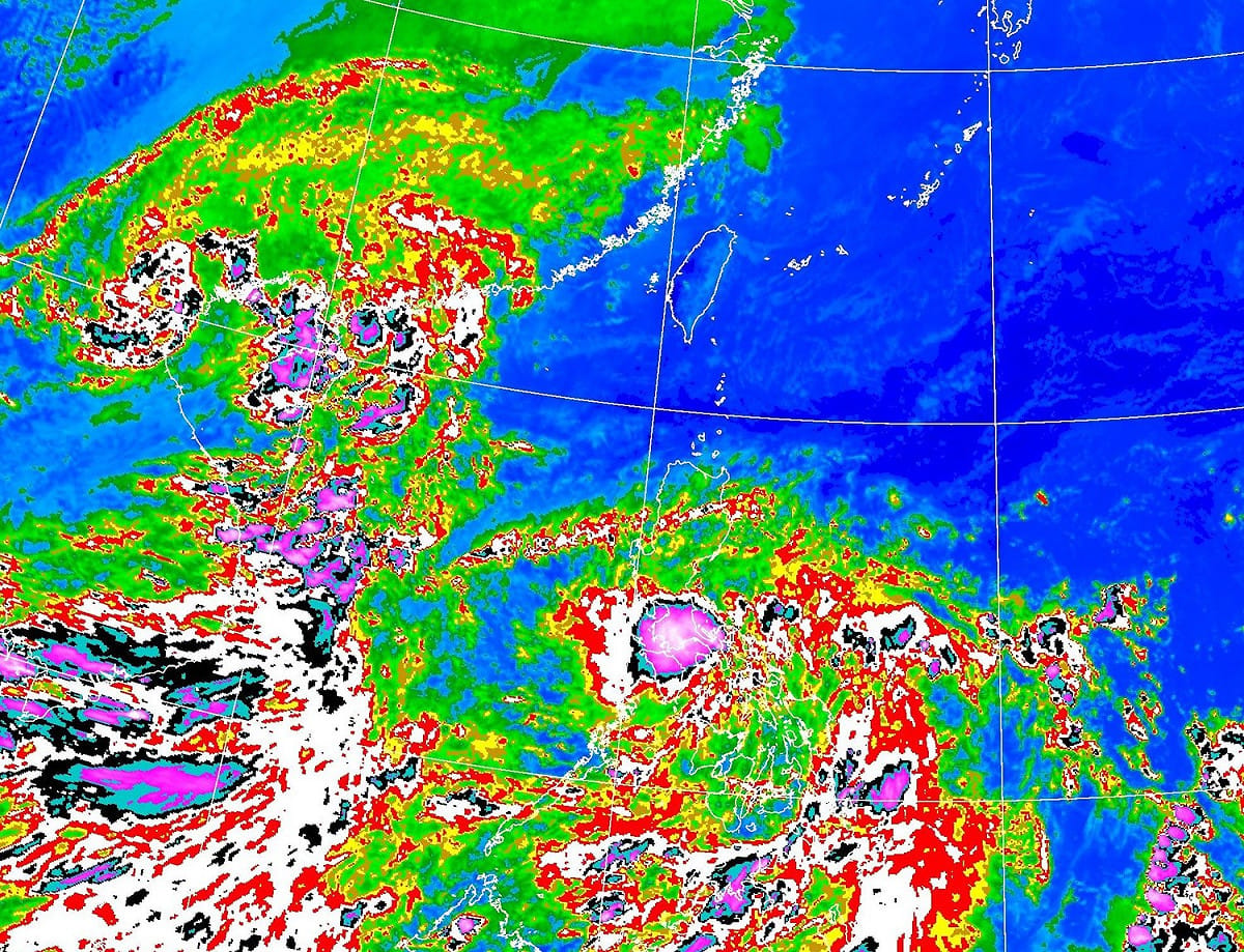 今天水氣趨緩，整體雨勢也減少，主要受東北風影響，迎風面偶有短暫陣雨。 圖：中央氣象局/提供
