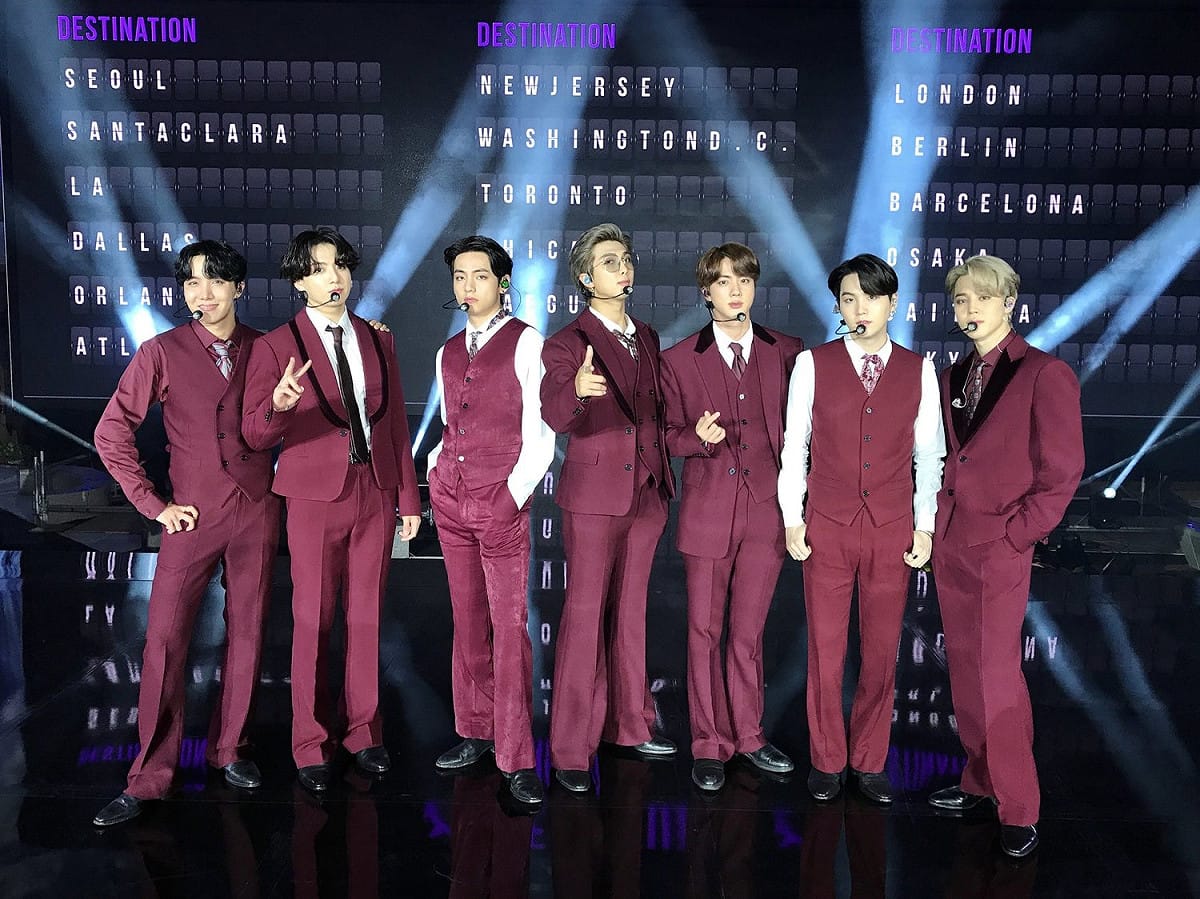 BTS日前得獎感言提起韓戰70週年，擊碎小粉紅玻璃心引起「辱華風波」慘遭出征，美國國務院發言人在推特表態力挺。 圖：翻攝BTS推特
