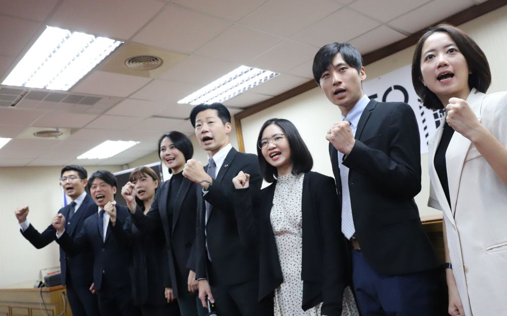 串連地方議員組「二0四六台灣」 林昶佐駁組黨拋憲改主張