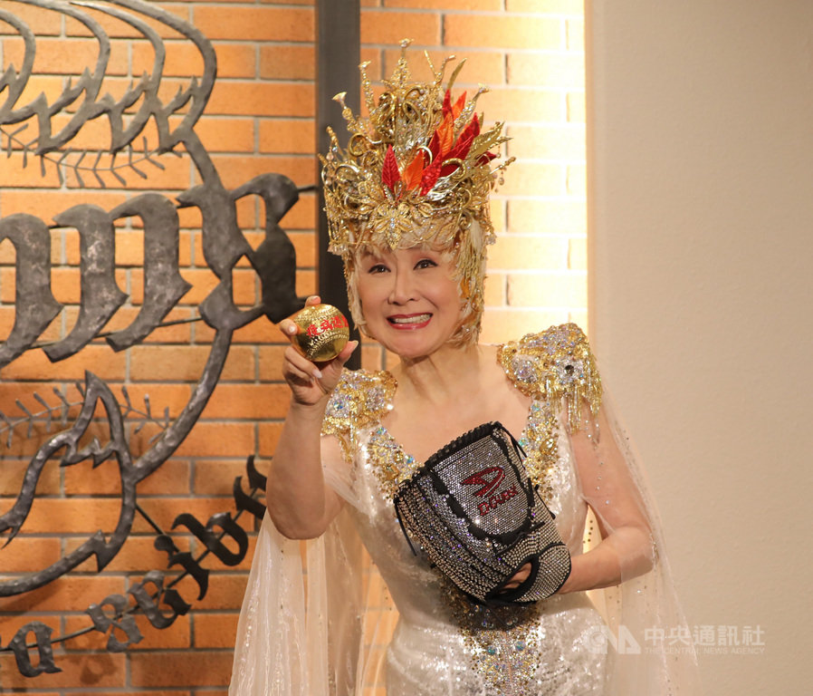 西武巨蛋台灣日 張奕好投小林幸子亮麗登場