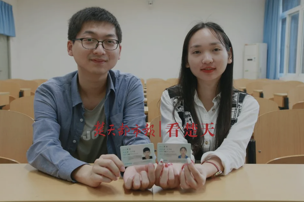 李歡與小李歡合照 圖：翻攝楚天都市報
