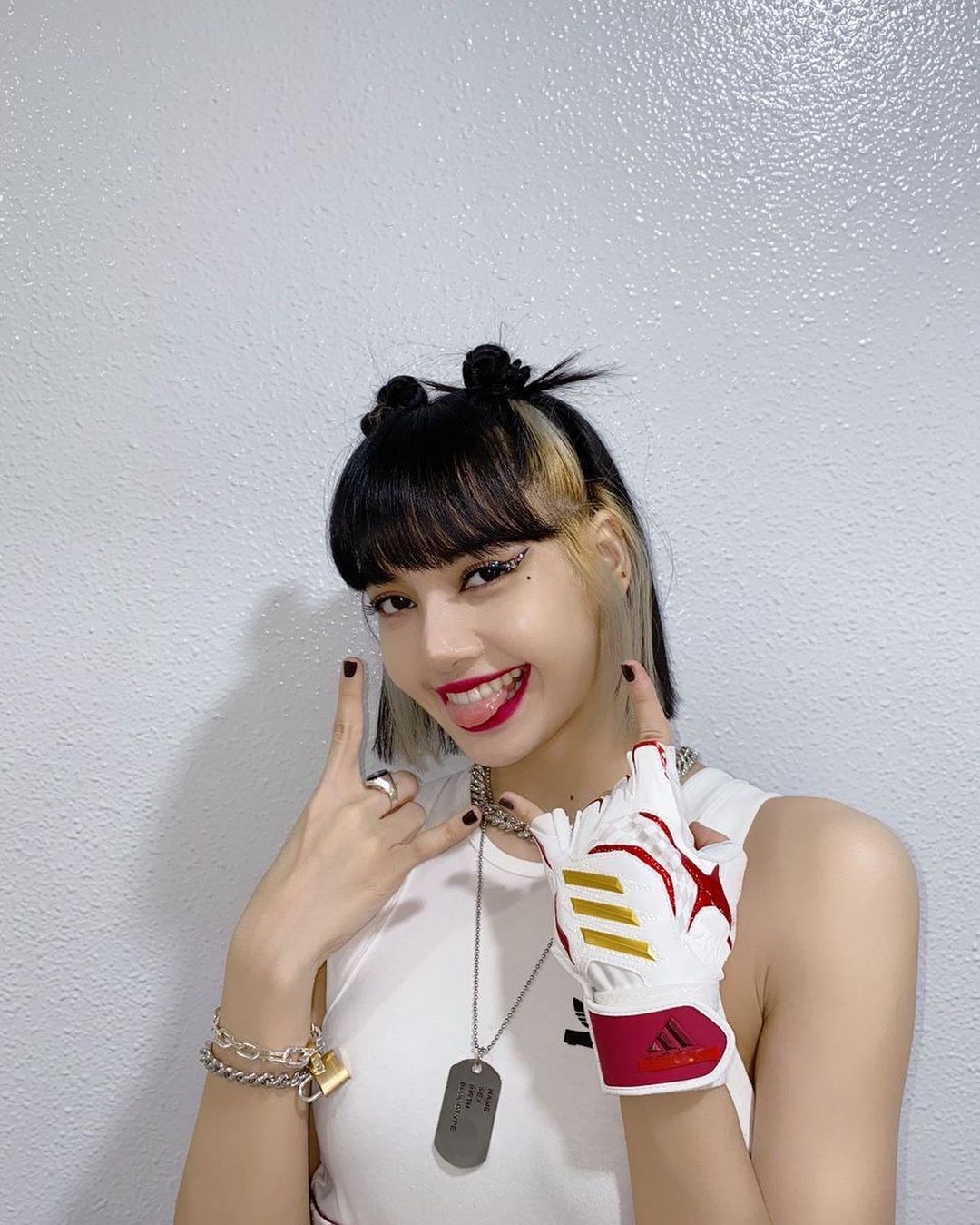 BLACKPINK泰籍成員LISA自曝超愛孔劉，還2刷他的電視劇。 圖：翻攝自LISA IG