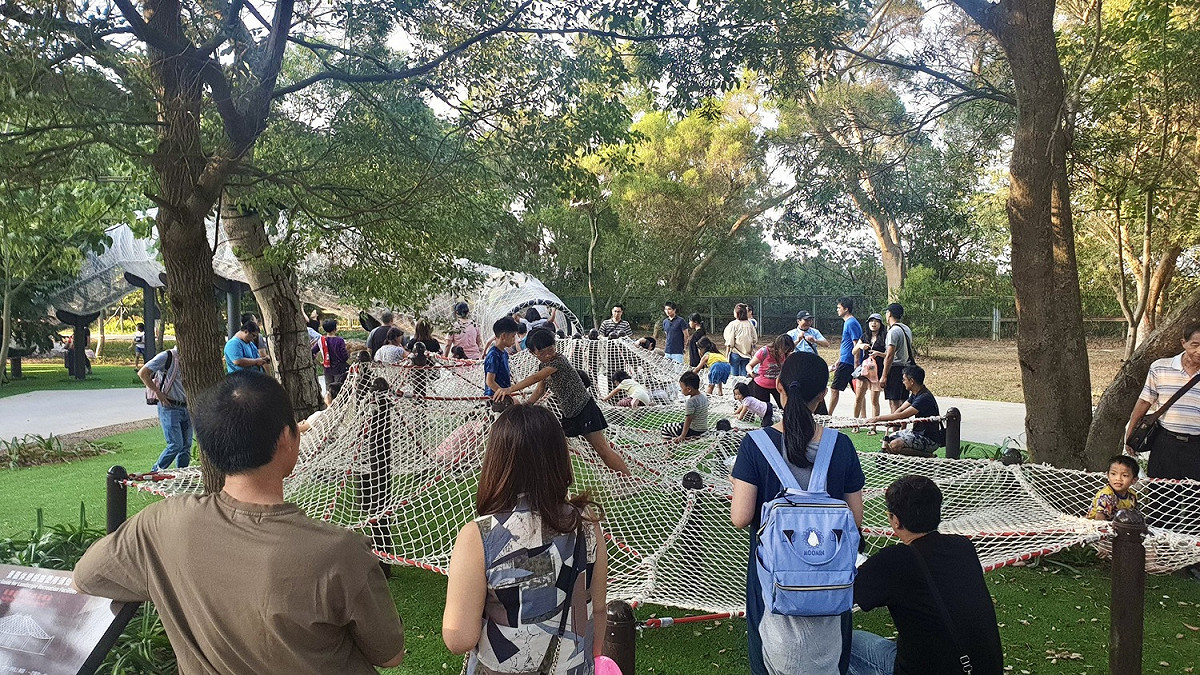 全國唯一鋼管爬網在大甲鐵砧山。 圖：台中市政府/提供