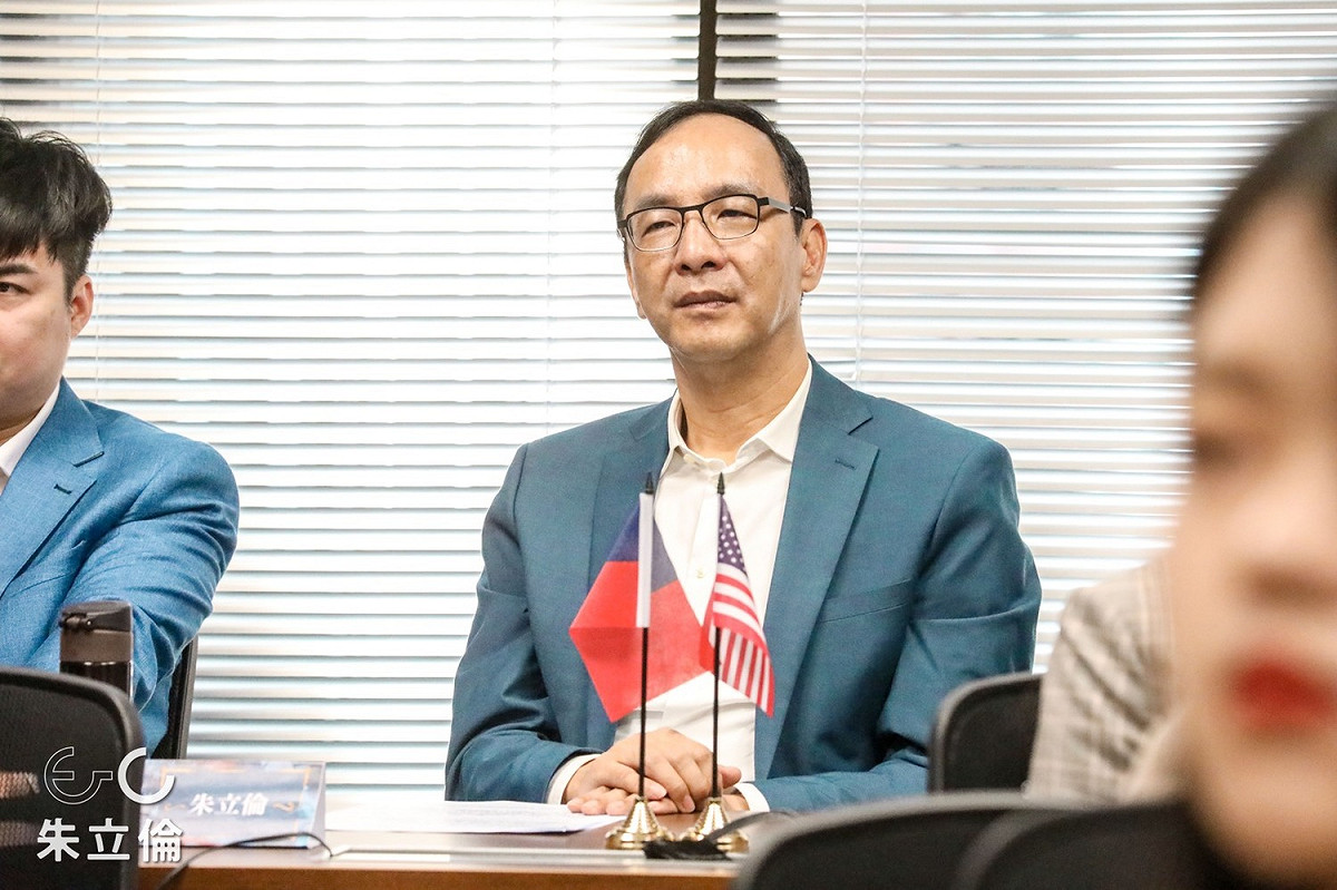 朱立倫訝異表示，我駐斐濟人員遭中國外交官攻擊，事發至今快２周，為何蔡政府現在才開始進行作為? 圖：朱立倫辦公室／提供