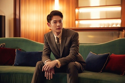 SHINee成員珉豪即將退伍，卻自願放棄最後的休假留在軍中訓練，引起話題。 圖：翻攝自SMtown