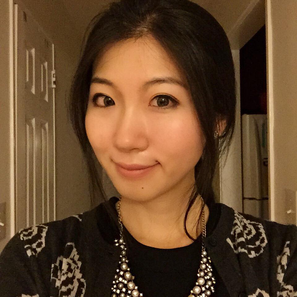 網紅廣告小妹之前曾酸阿嬌前夫賴弘國愛劈腿也愛約砲，遭到賴弘國揚言一定要對他提告。今天傳出廣告小妹因此遭通緝，她本人也發表聲明。 圖：翻攝臉書粉絲專頁