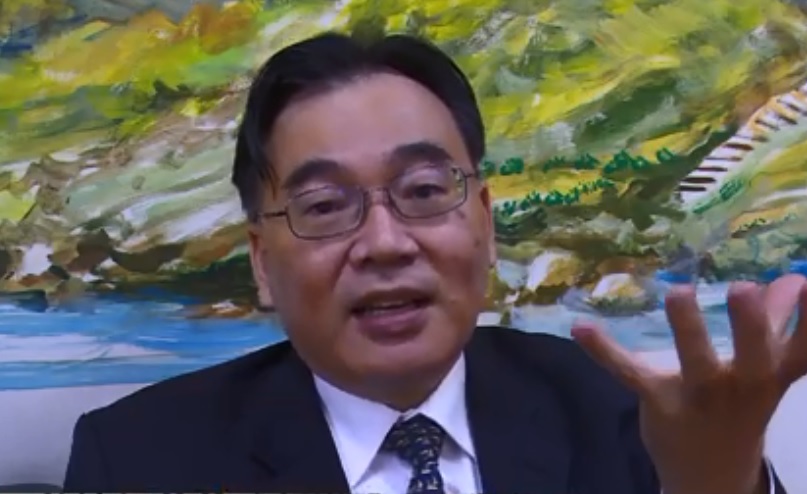 高雄市客委會主委陳志勇今（23）日請辭獲准，成為陳其邁小內閣第一位請辭的首長。 圖：翻攝Youtube