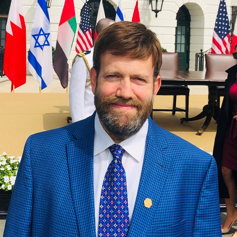 福斯（Fox）分析員法蘭克．藍茲（Frank Luntz）認為，川普在最後辯論的戰役中取得勝利，但拜登贏了整場戰爭。 圖：取自Frank Luntz臉書