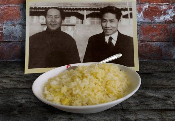 毛澤東之子毛岸英據傳因為拿著北韓政府贈送的雞蛋在司令部生火做蛋炒飯，而遭美軍炸死。 圖：翻攝推特
