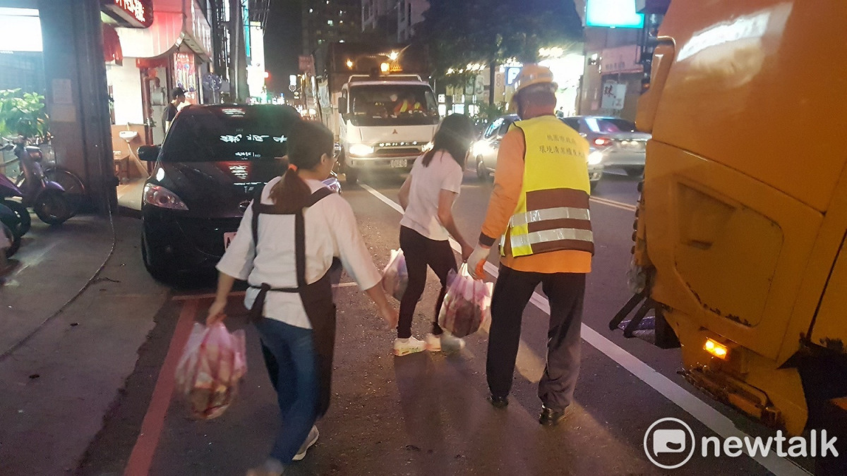 王姓男子想將家庭垃圾丟到公用垃圾桶被稽查員發現，逃離時遭休旅車輾斃。（示意畫面）  圖：林昀真/攝