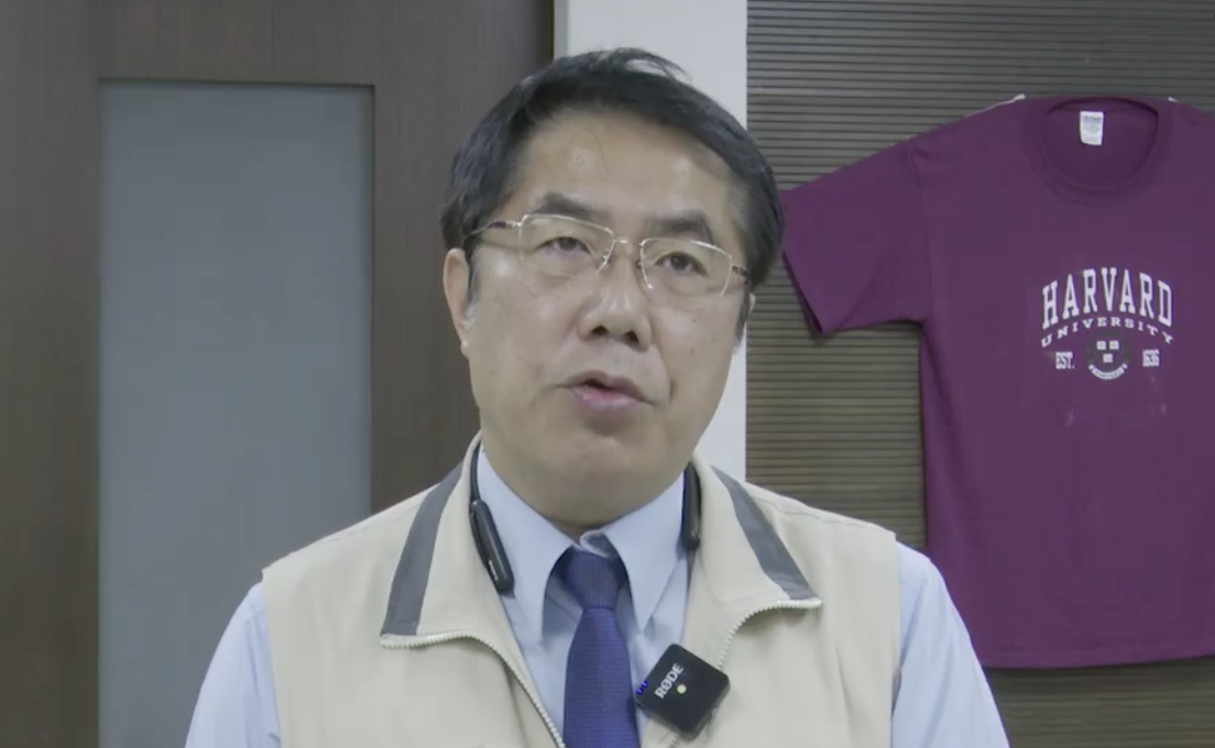 對於轄下發生隨機擄人案，台南市長今（30）日錄影片表達悲痛心情。 圖/黃偉哲臉書影片