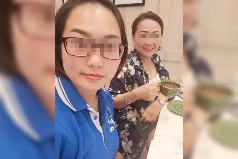 鍾姓女大生母親看見女兒的遺體後情緒崩潰跌坐地上，不斷呼喚女兒名字。 圖：翻攝臉書