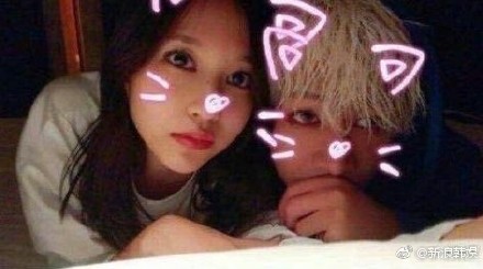 TWICE成員Mina過去也因為這張照片，和師兄Got7的Bambam傳緋聞。 圖：翻攝自微博