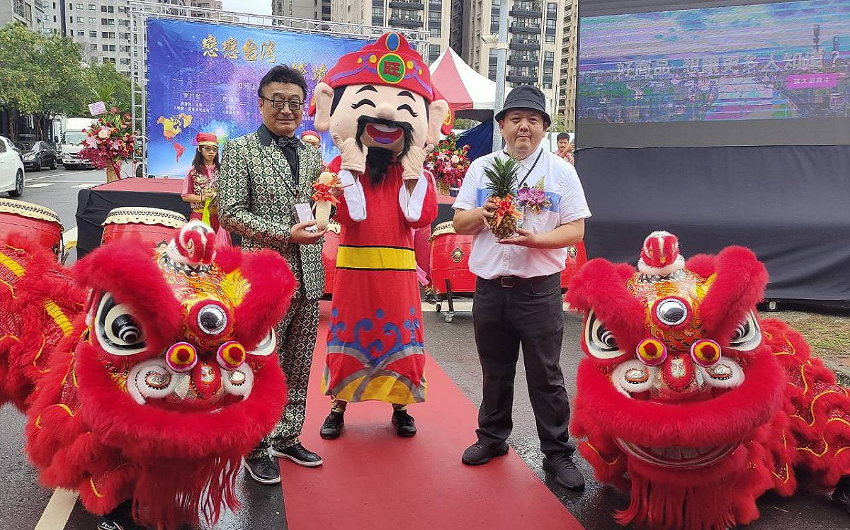 巡善國際總經理王于宬(左)、董事長陳昶志(右)。 圖：孫家銘/攝