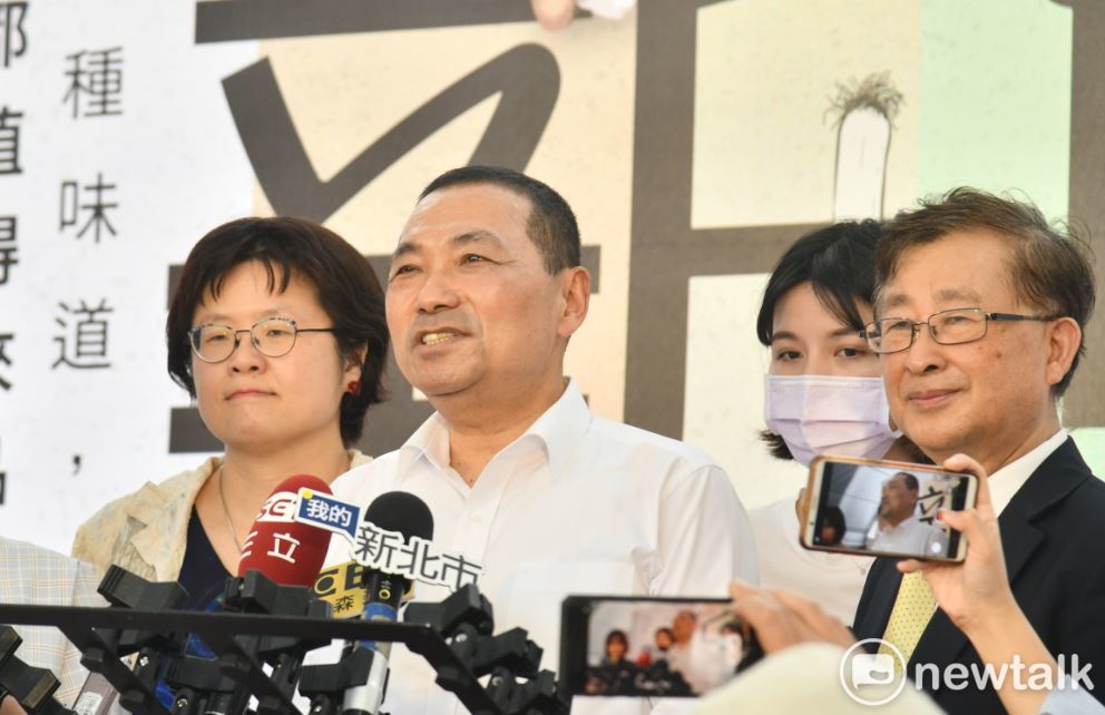 侯友宜說，台北捷運前5年虧損非常嚴重，現在新北環狀線委託北捷經營也是虧損，強調新北捷運公司絕對有能力負起責任，讓新北捷運更好。  圖：林昀真/攝