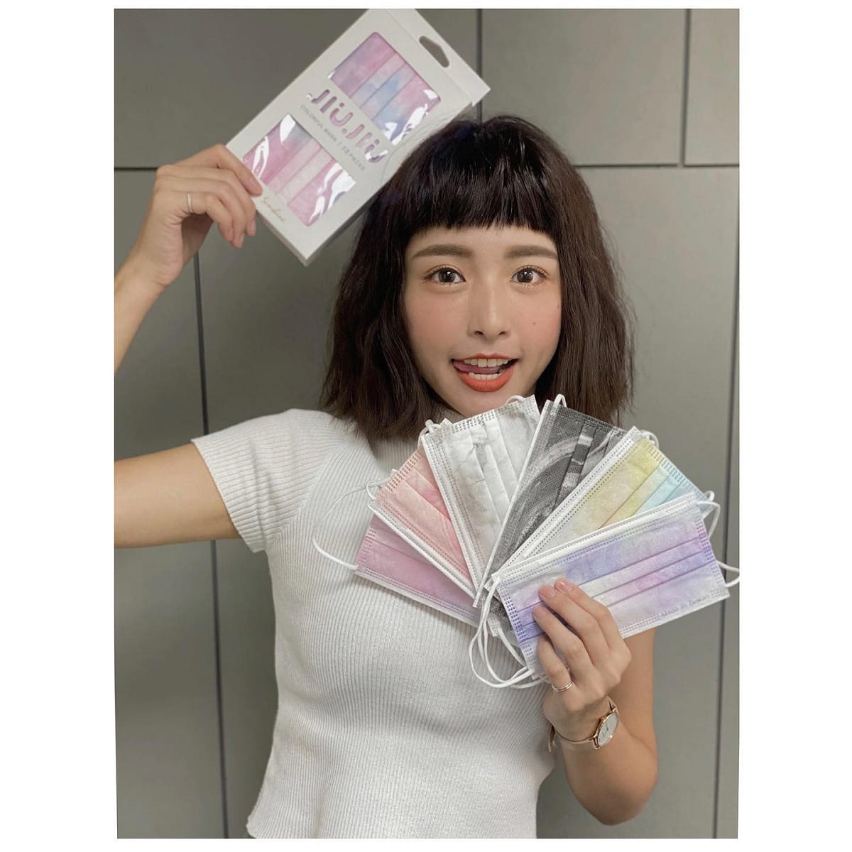 小鬼女友峮峮。 圖：翻攝自峮峮臉書