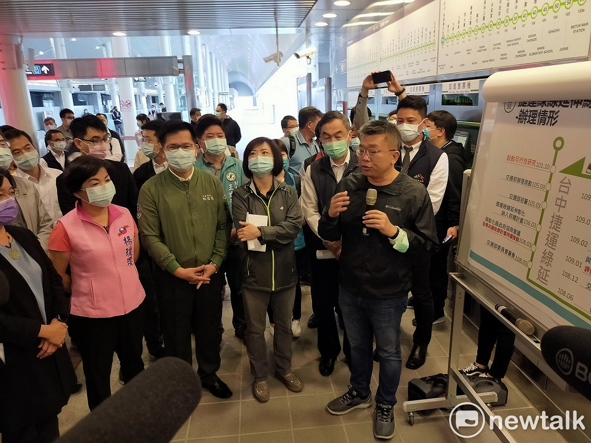 立法院副院長蔡其昌希望要儘速完成台中環狀線鐵路，別讓原縣區邊緣化。 唐復年/攝