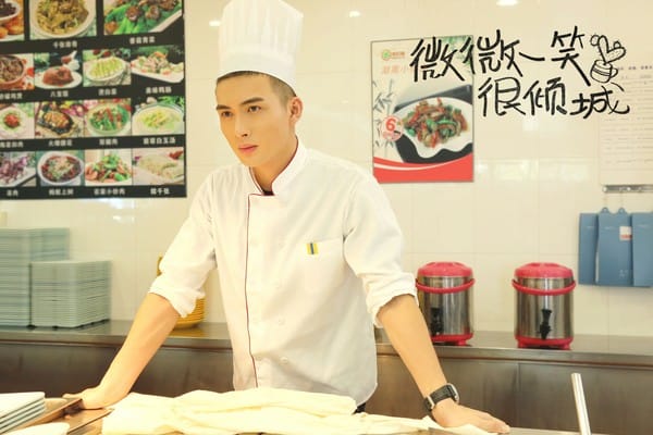 張彬彬以《微微一笑很傾城》的超強駭客「KO」一角爆紅。 圖：翻攝自電視劇微微一笑很傾城微博