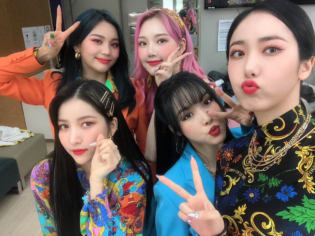 GFriend也是Big Hit娛樂旗下藝人之一。 圖：翻攝自GFriend推特