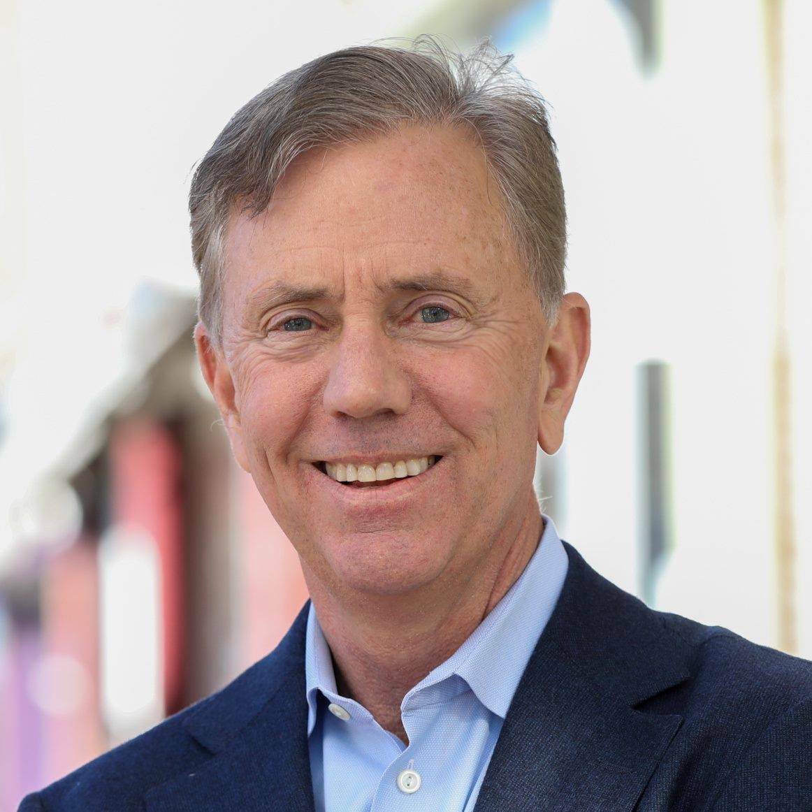 美國康乃狄克州州長拉蒙特（Ned Lamont），在發言人確診後也宣布進行自主隔離14天。 圖：翻攝自Ned Lamont臉書