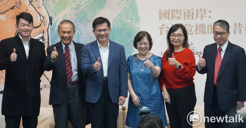 台灣智庫今天(15日)舉行首場「李登輝學」座談，邀請學者、立委出席與談。 圖：陳佩君/攝