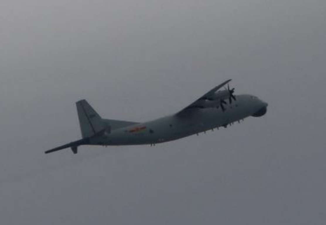 解放軍今日再度派機擾台，其中一輛正是「運8」反潛機。 圖：翻攝自國防部官網