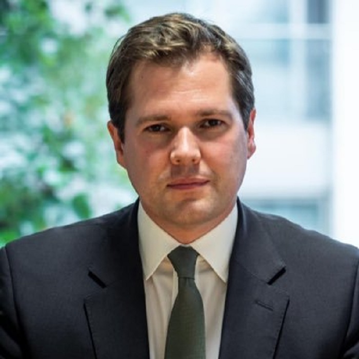 英國房屋社區及地方政府事務大臣詹里克。 圖：翻攝Robert Jenrick推特