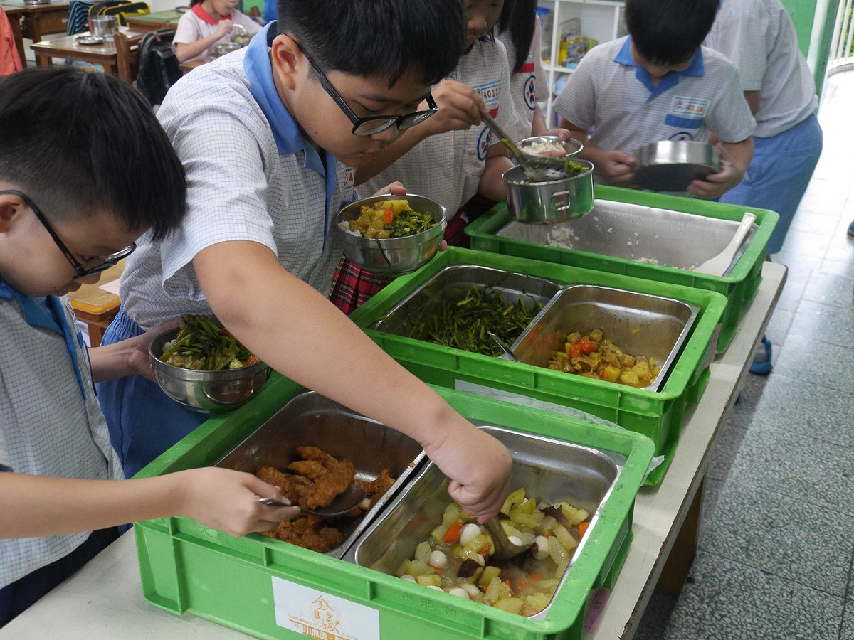 新北市校園營養午餐嚴禁使用萊豬。 圖：新北市政府教育局／提供
