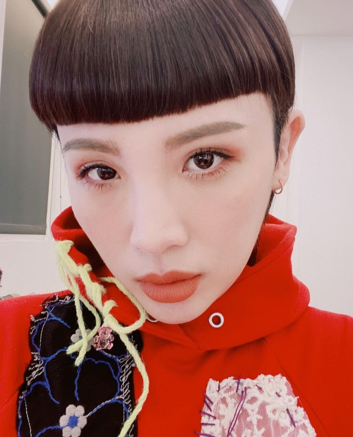 魏如萱日前自爆遭粉絲撞擊右胸，讓她受到驚嚇。 圖：翻攝魏如萱IG