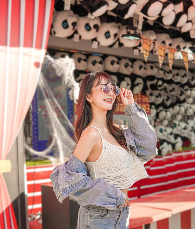 蕎蕎分享遊樂園美照。 圖：翻攝Instagram／liu_yu_chiao