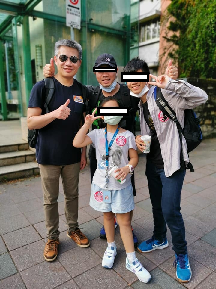 羅友智發現秋鬥現場多是年輕父母 圖:擷取自臉書